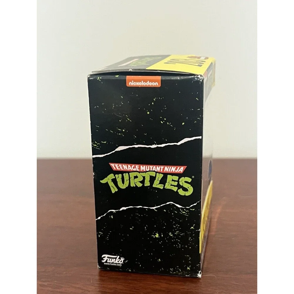 Funko Minis TNMT April O,Neil Vinyl Figure #203 Nickelodeon NIB